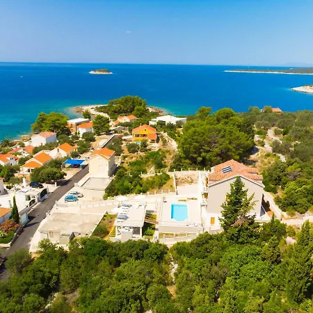 Abba Vila Vela Luka